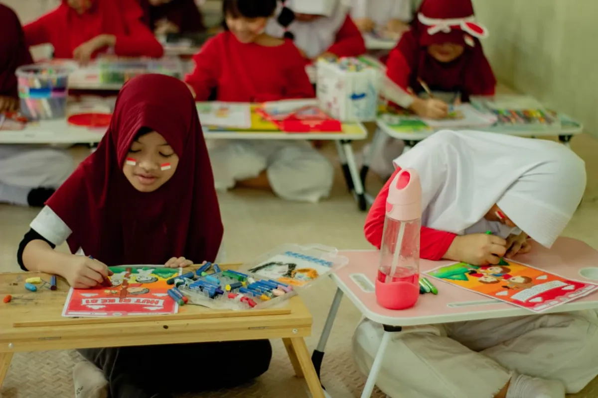 Semarak HUT ke-81 Kemerdekaan RI di SD Islam Raudhah BSD foto 2