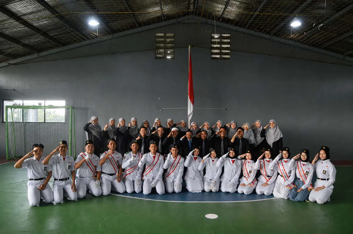 Gelorakan Merah Putih, Kobarkan Semangat, Satukan Indonesia: Semarak HUT ke-81 RI di SMA Insan Rabbany foto 3