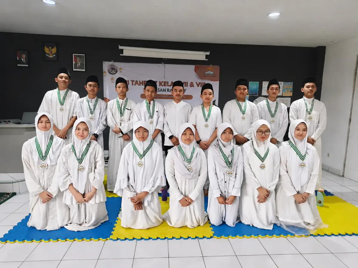 Uji Tahfizh 2026 SMP Insan Rabbany: Menjaga Kalam-Nya, Menumbuhkan Cahaya Al-Qur’an foto 2