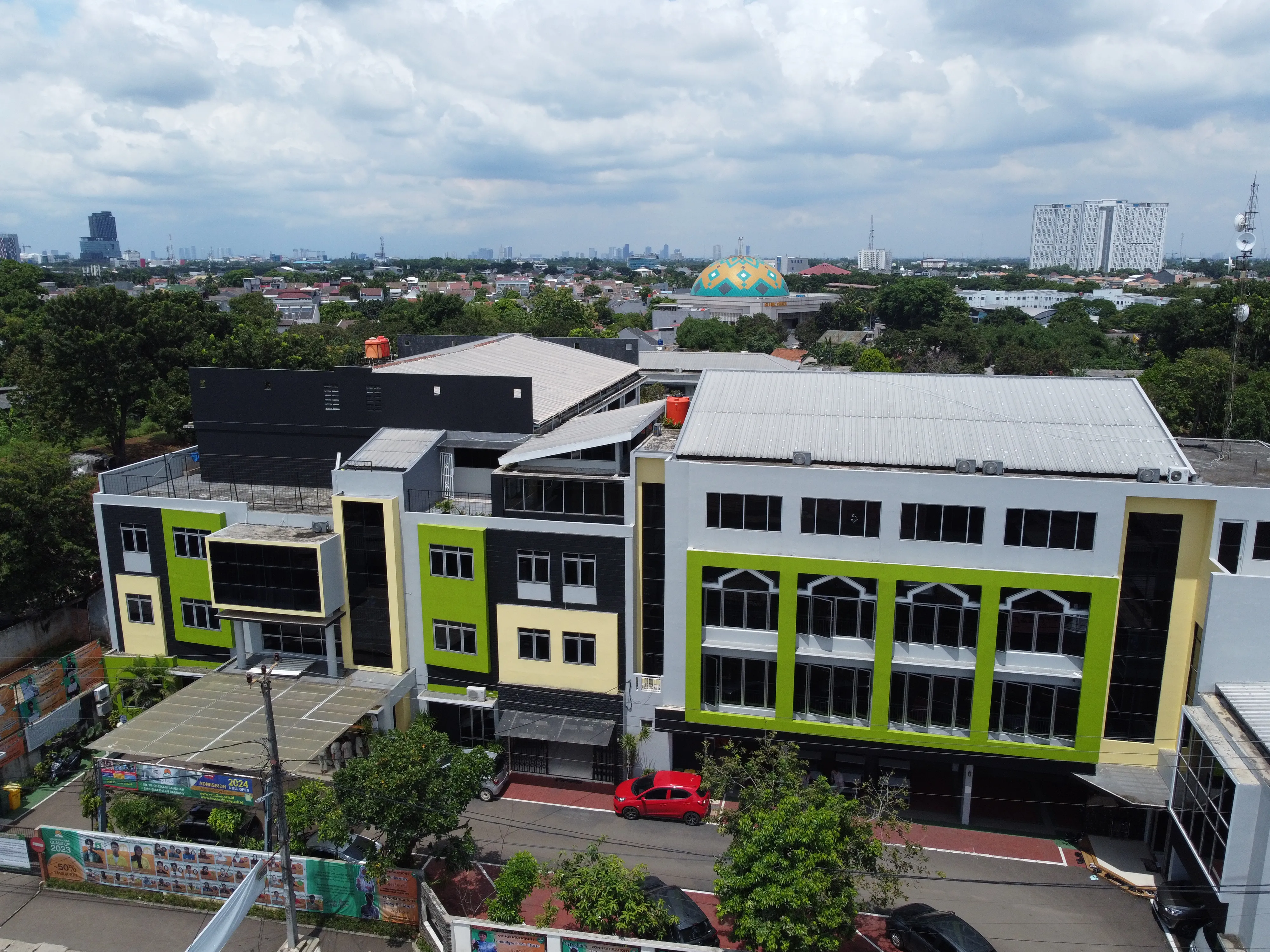 SMP Insan Rabbany BSD